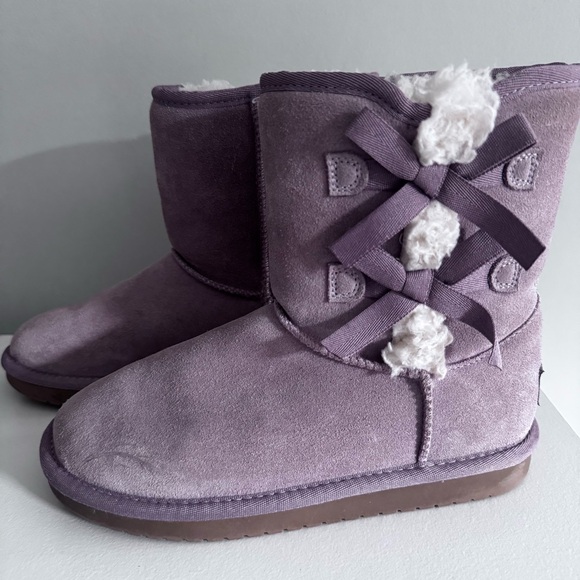Koolaburra by UGG Victoria Boots. Youth size 3 purple - Picture 1 of 7